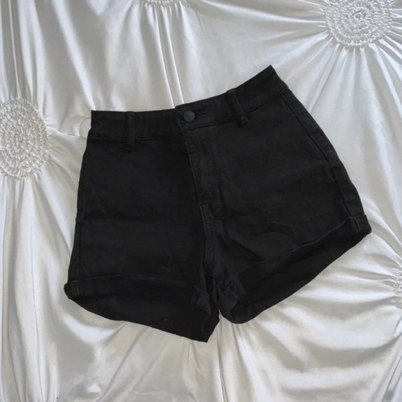 ♣️ Bullhead [PacSun] Super High-Rise Shorts - Picture 2 of 5